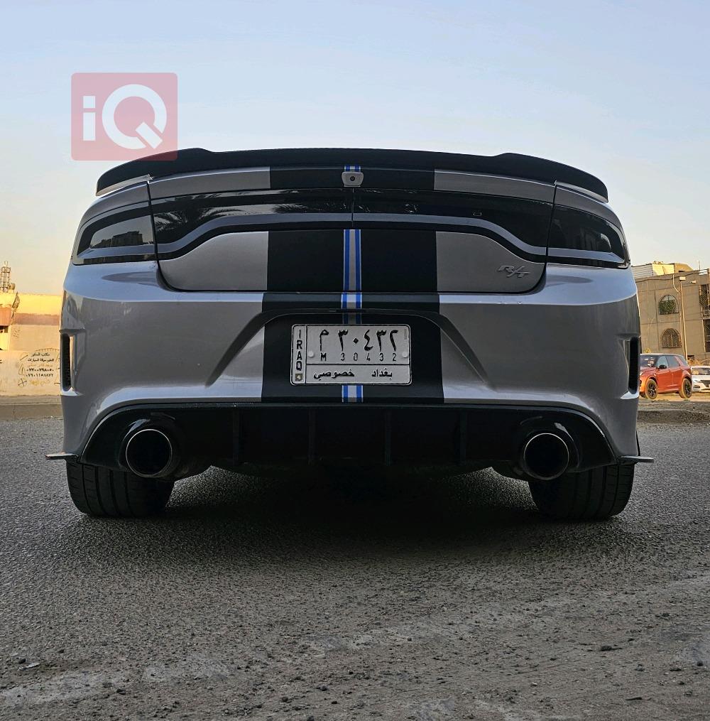 دودج تشارجر